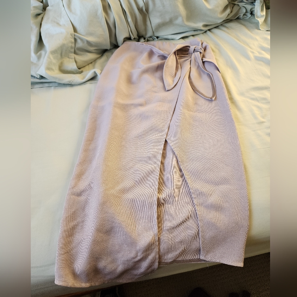 Aritzia babaton gray midi skirt